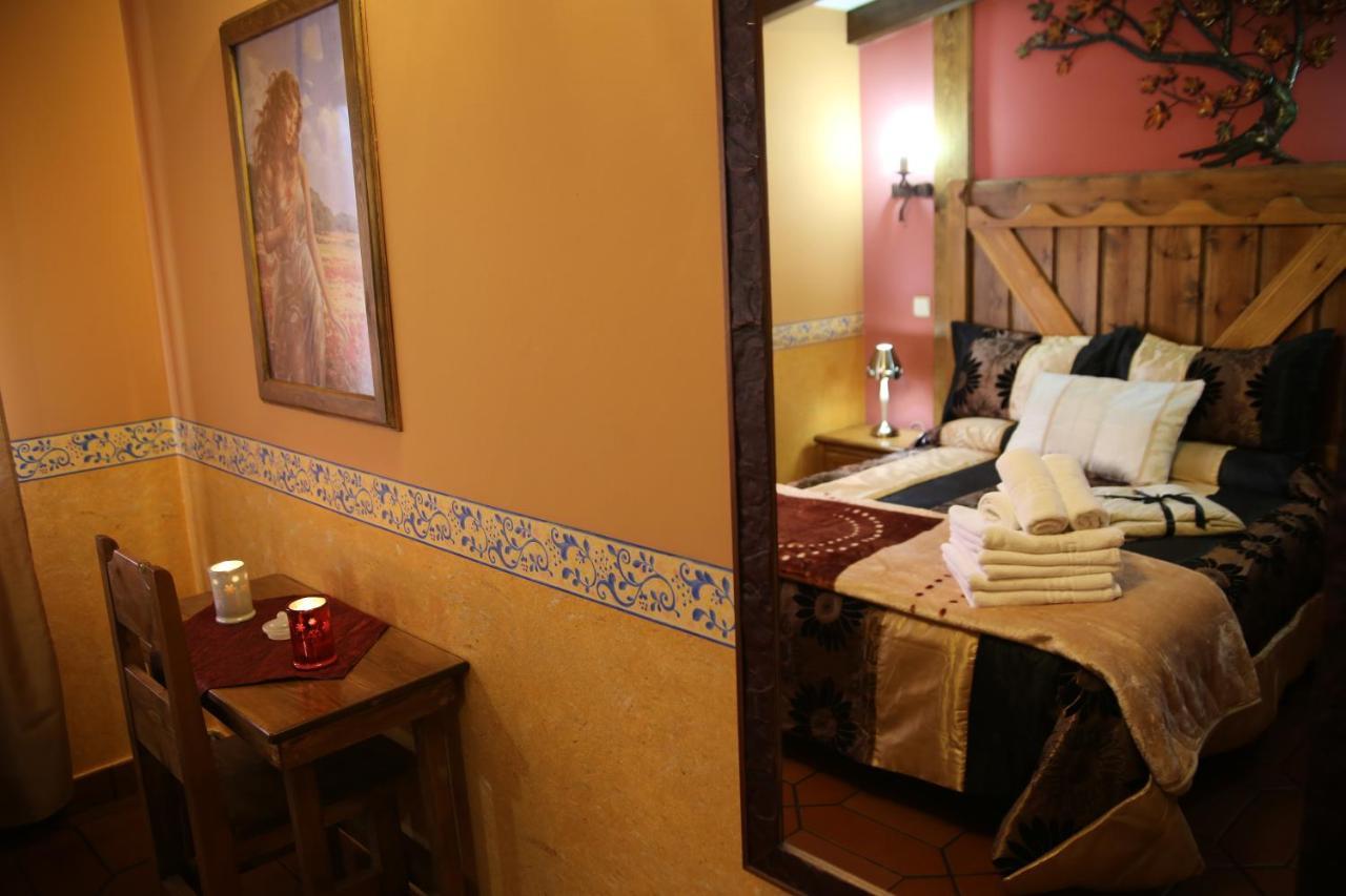 Apartamentos Rurales "La Cabana" Rascafria Exterior photo