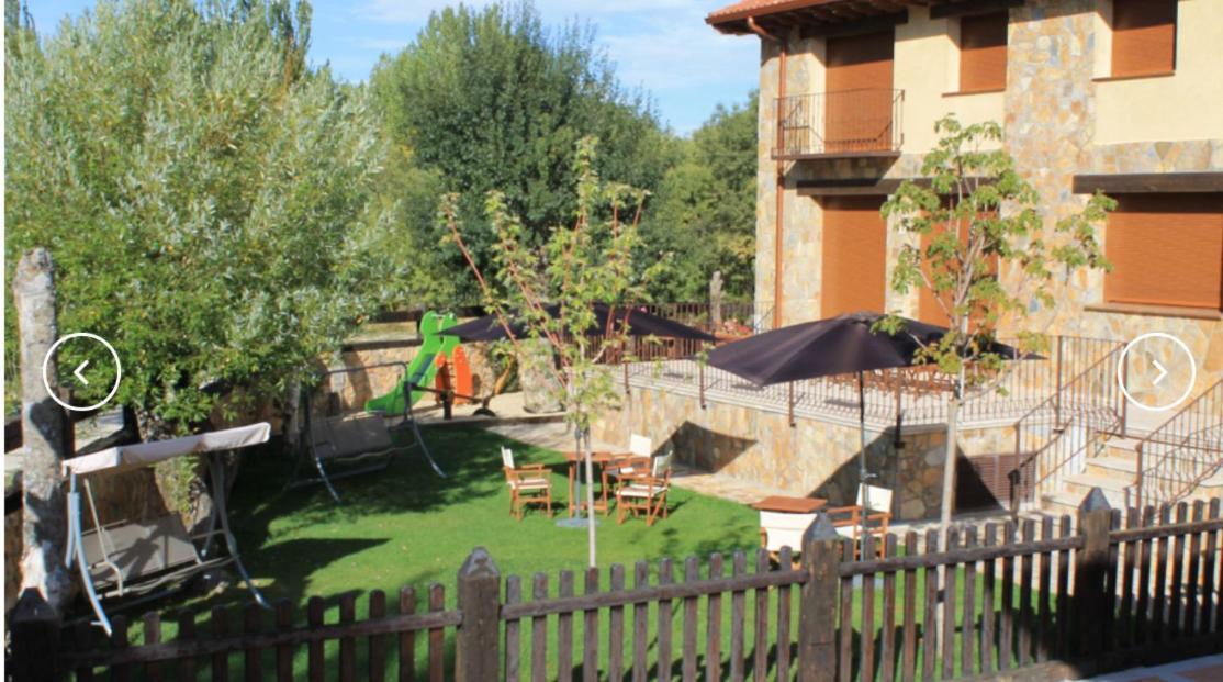 Apartamentos Rurales "La Cabana" Rascafria Exterior photo