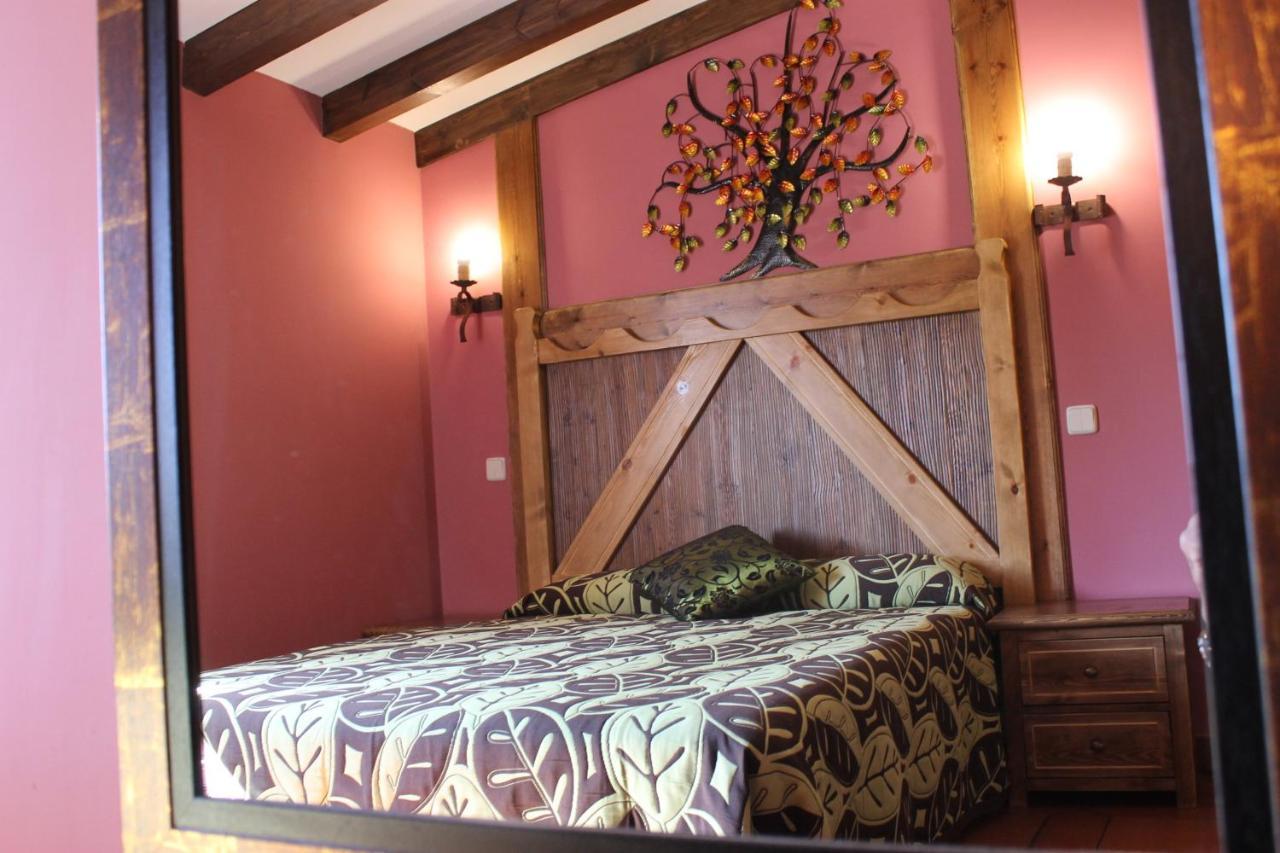 Apartamentos Rurales "La Cabana" Rascafria Exterior photo